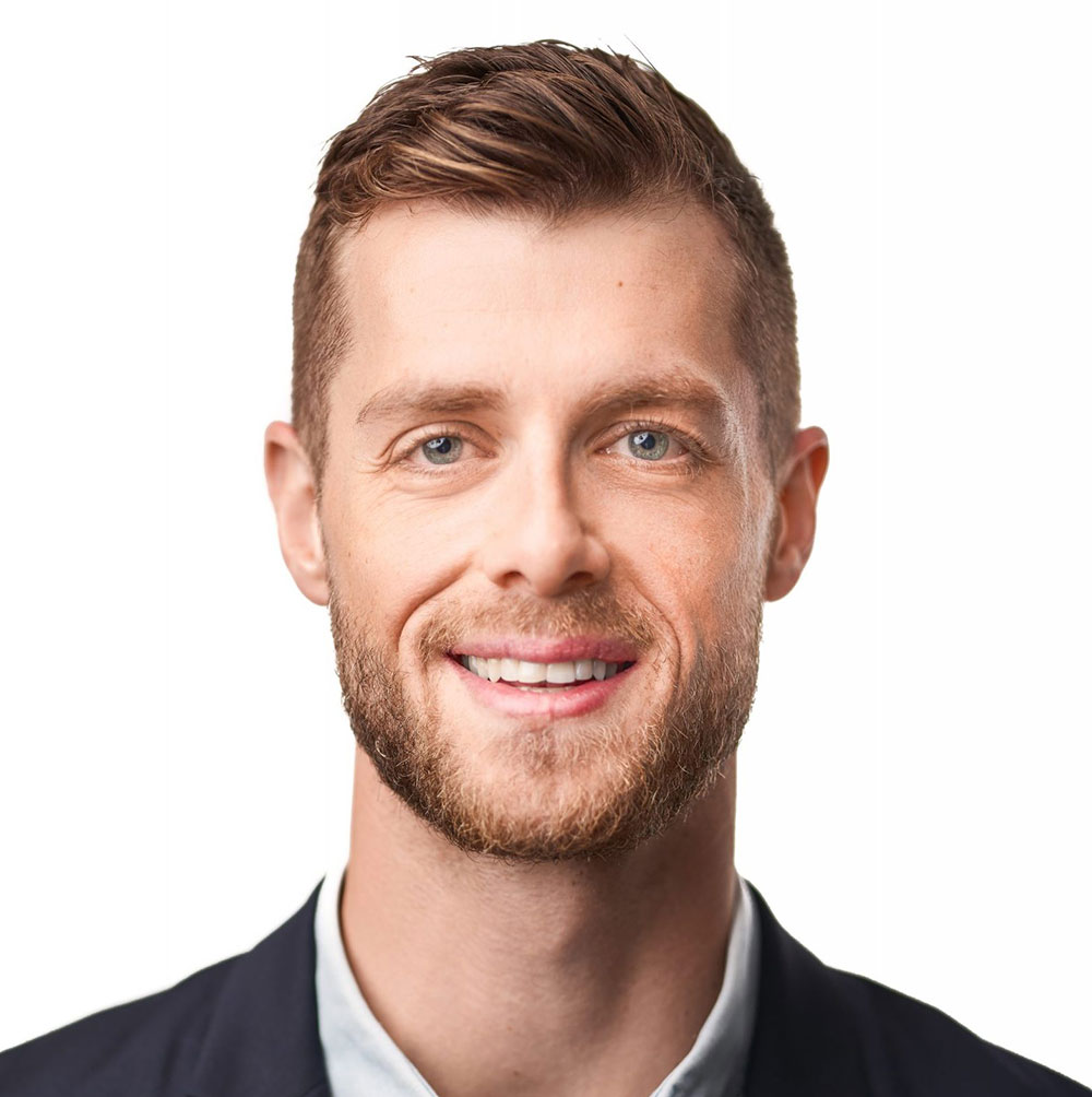 אדם קואטס, סמנכ"ל חברת דציבל בעלת מותג הקראפט קווסט